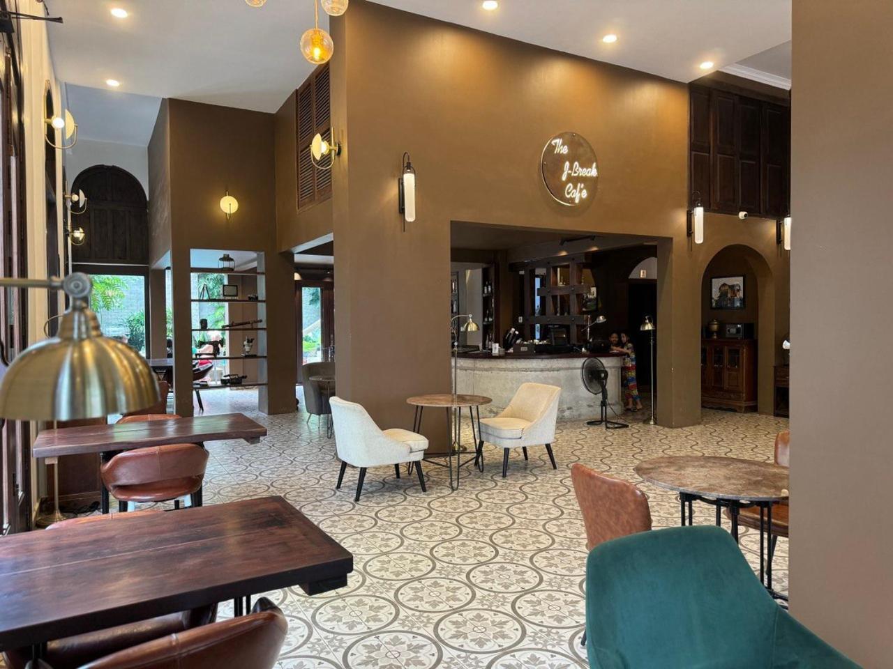 فندق The J Break Boutique كامبوت المظهر الخارجي الصورة